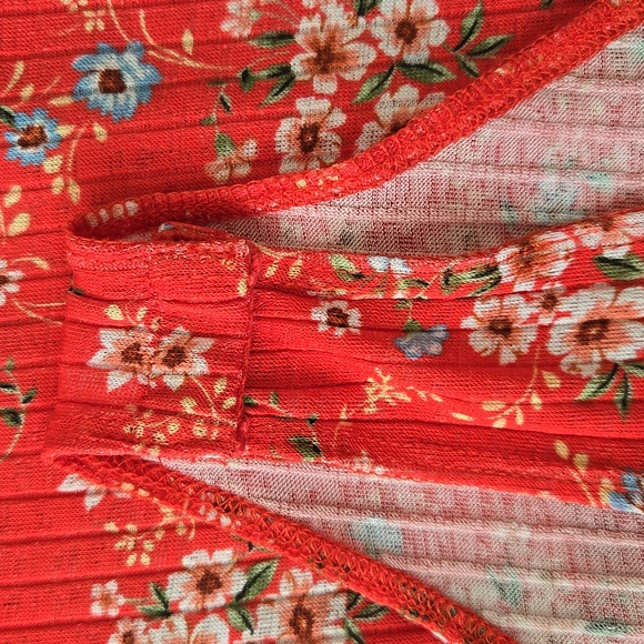 Socialite bodysuit ruffle sleeve floral red medium - Picture 4 of 9